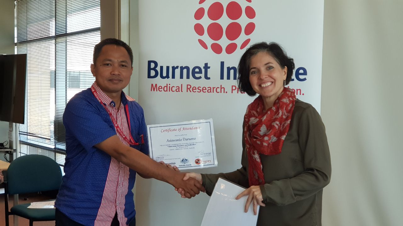 Award Project PATTIRO Malang: Terapkan Pembelajaran dari Australia untuk Atasi TBC di Jawa Timur